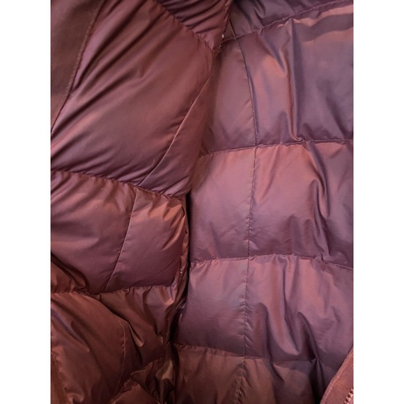 The North Face Women's Ski Jacket in Rust Red - Picture 12 of 13